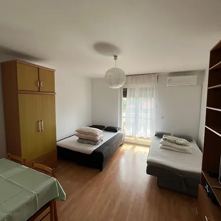 Apartman Niko Pula Exterior photo